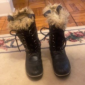 Sorel Waterproof Insulated Faux Fur Winter Snow Boots Size 8
